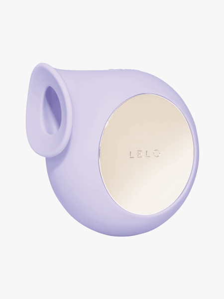 Lelo Sila vibrator in soft lilac color way on light gray background